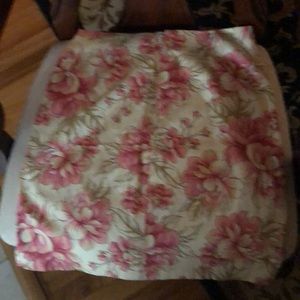 Adorable floral skirt